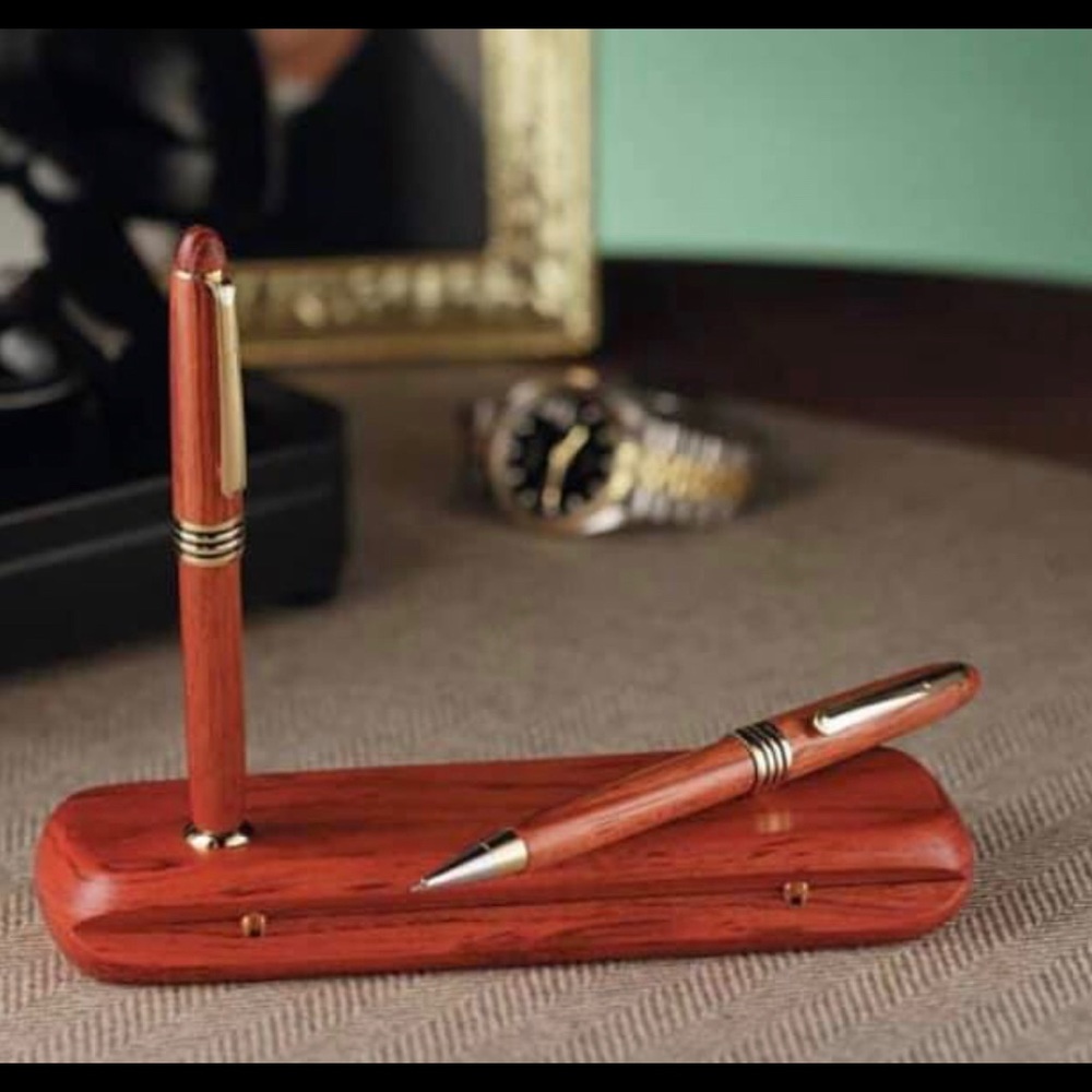 $40 brand new Rosewood Pen and Pencil Set